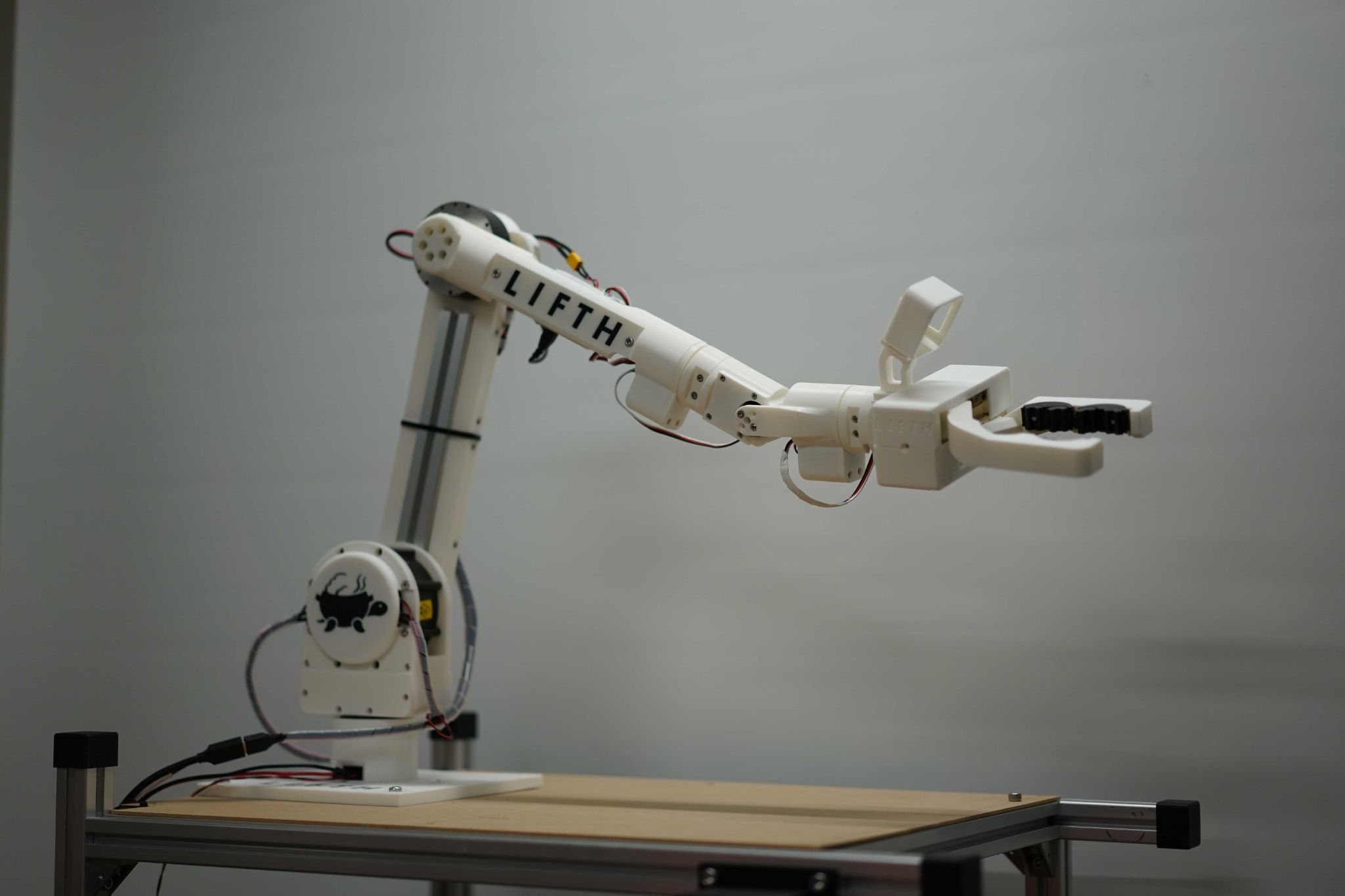 LIFTH arm prototype